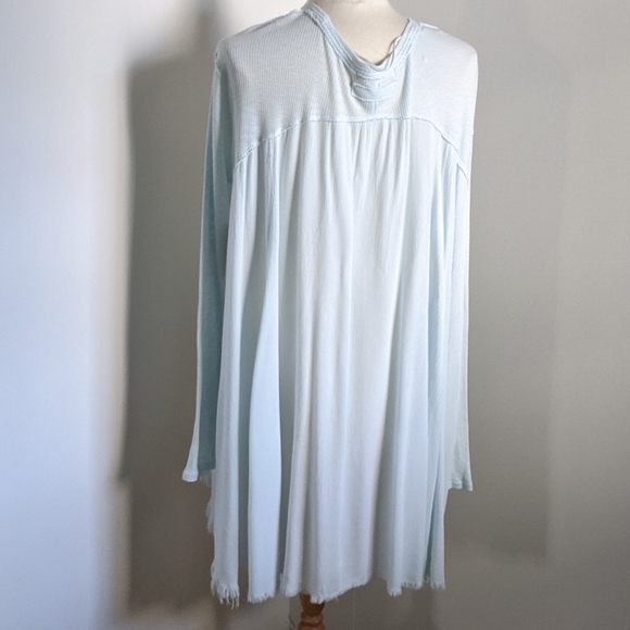 NWT We The Free Bleached Blue TT Special Tee Shirt Tunic L - Picture 10 of 16